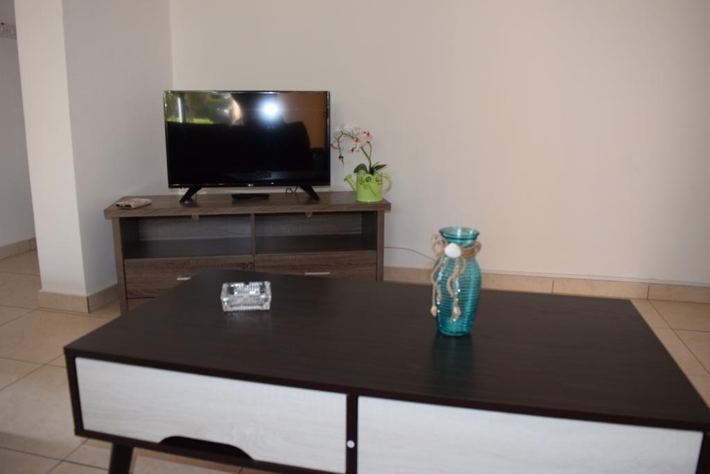 Diana Apartment Paphos Exterior photo